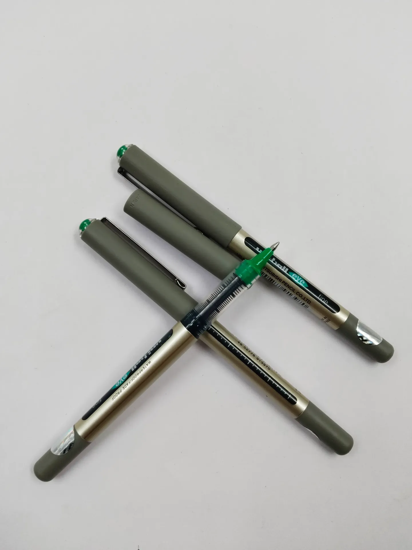uni-ball Eye UB157 0.7mm Roller Ball Pen | Green, Pack of 3