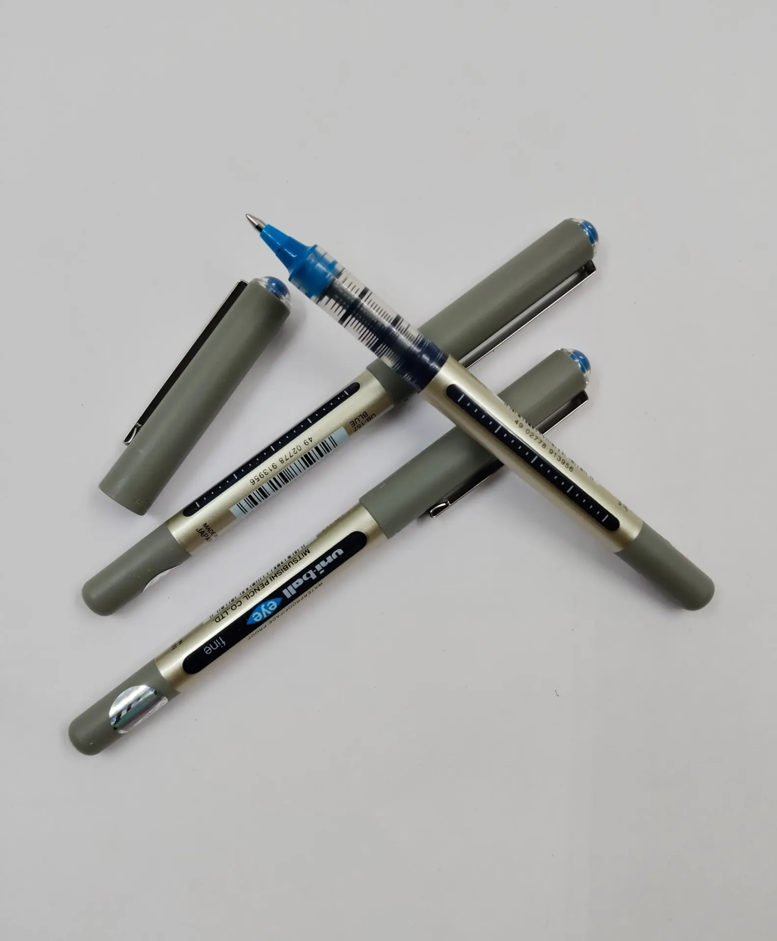 uni-ball Eye UB157 0.7mm Roller Ball Pen | Blue, Pack of 3