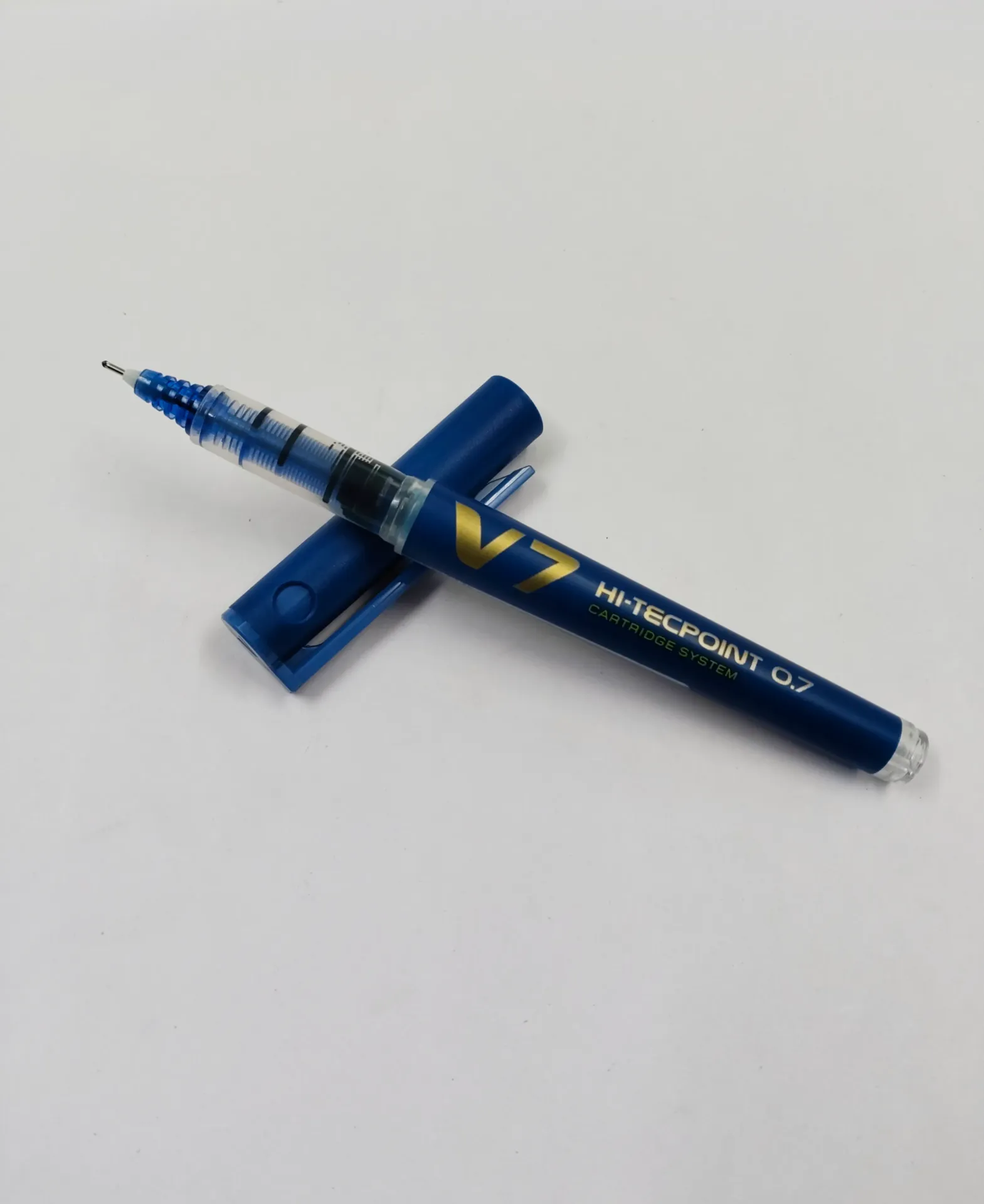 Pilot V7 Hi-tecpoint Roller ball pen with Cartridge System Blue color