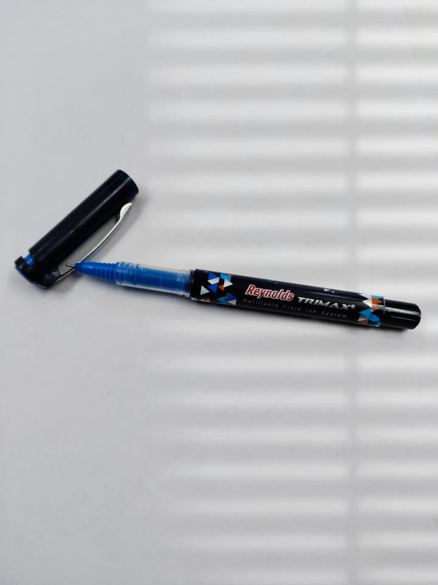 Reynolds Trimax with refillable Fluid Ink System Blue.