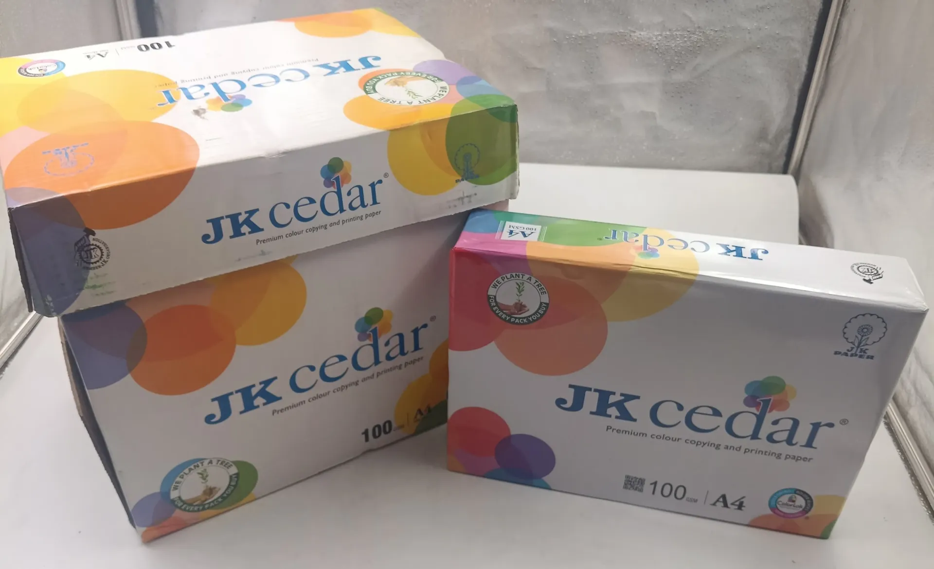 Jk Cedar 100 Gsm Box | Box contains 5 Ream